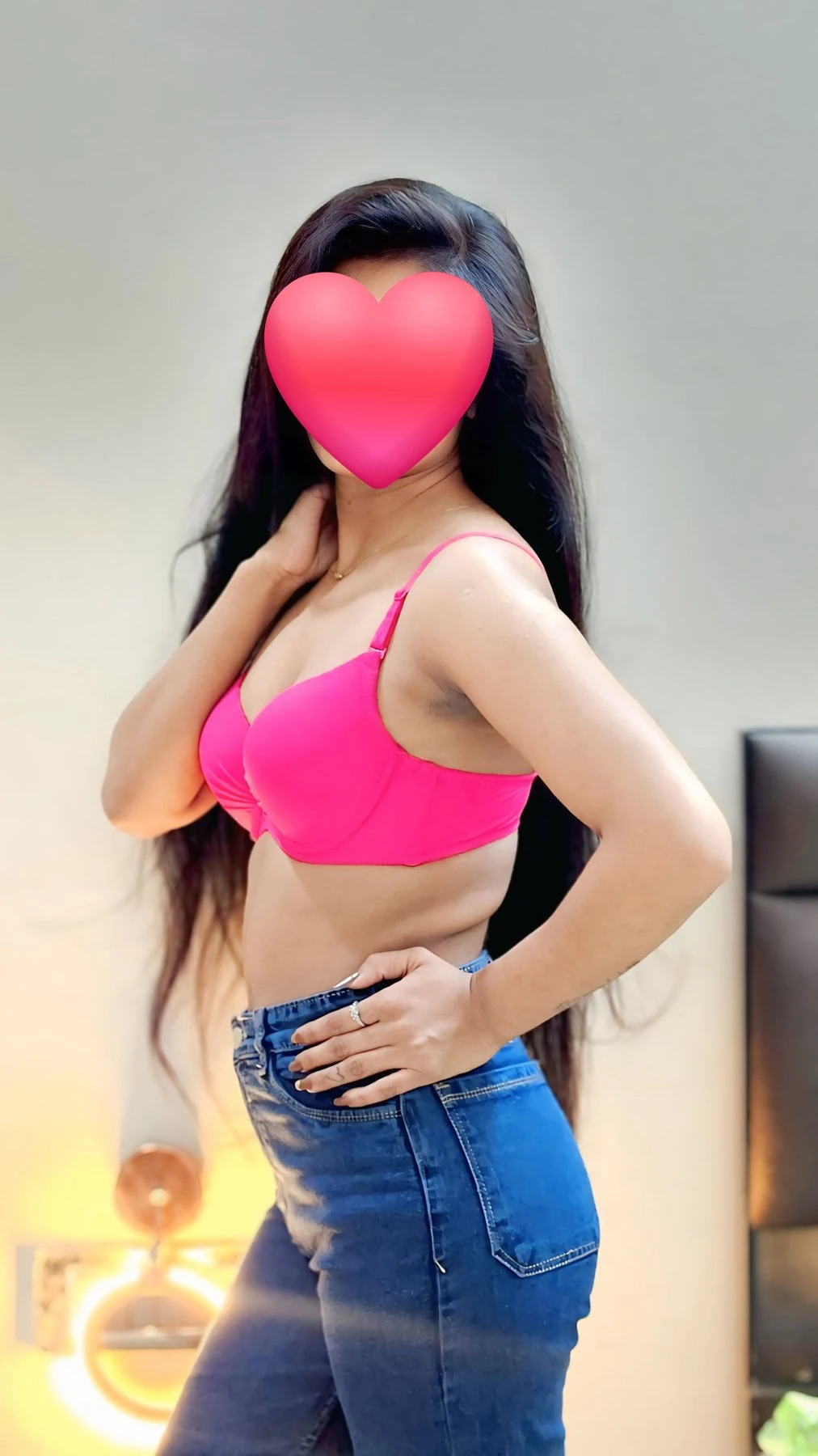 Devyani Cam and Real Meet – Indian escort in New Delhi — 9 / 14