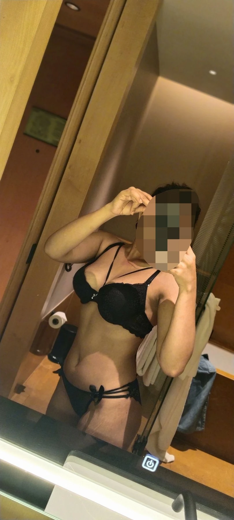 Anvi Independent ( Real Meet ) – Indian escort in Mumbai — 9 / 24