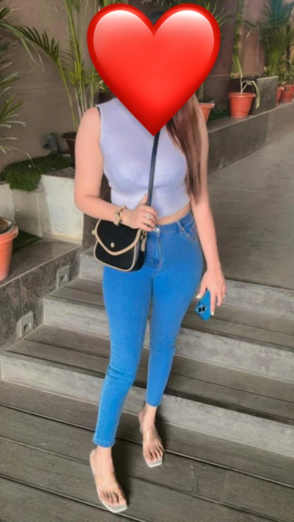 Saloni best service girl – Indian escort in Hyderabad — 10 / 12