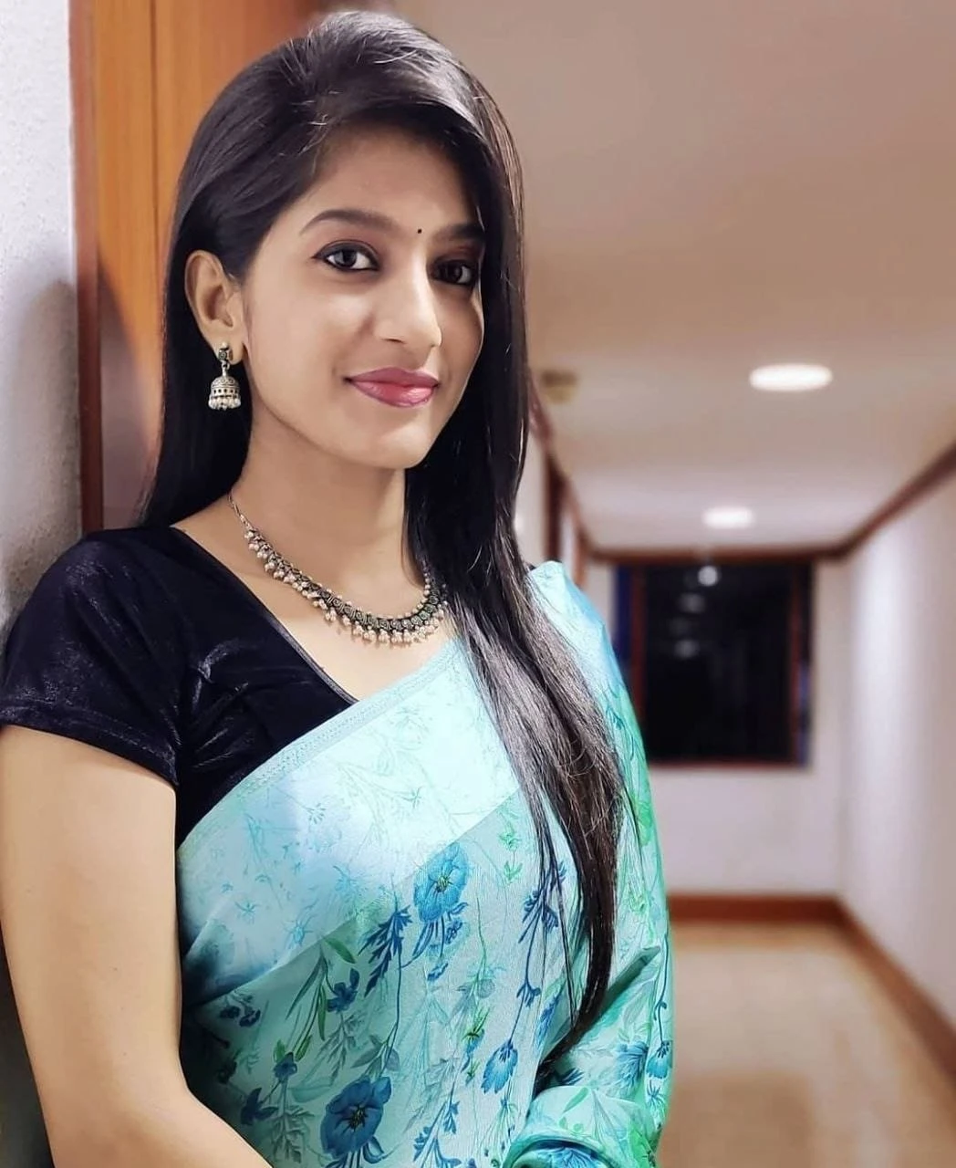 Vip Service 9 – escort in Surat, Escort, Surat