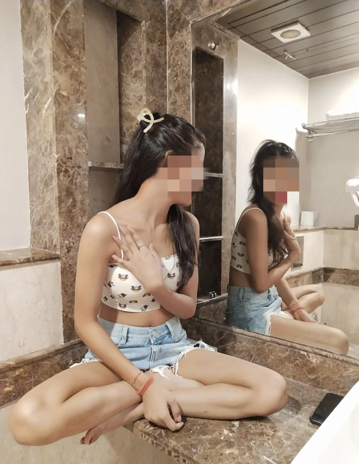 Jiya – Indian escort in New Delhi — 2 / 13