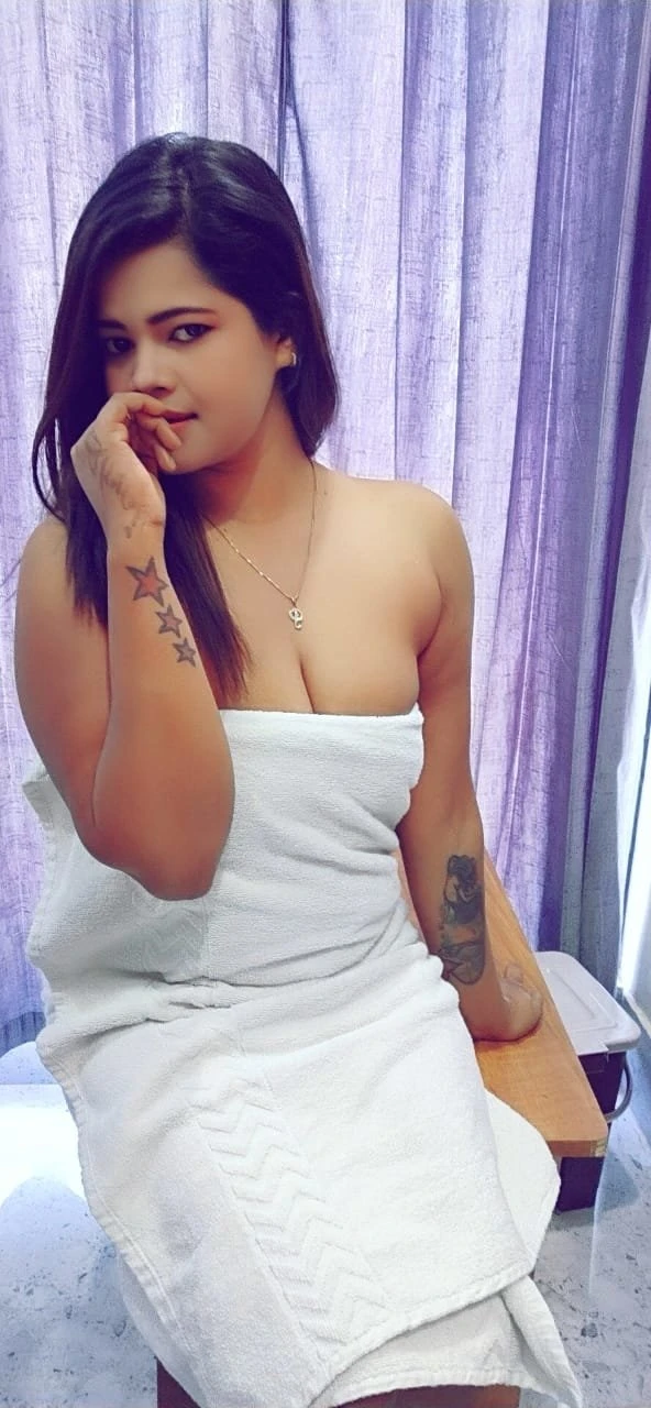 Kavya – Indian escort in Kolkata — 2 / 3