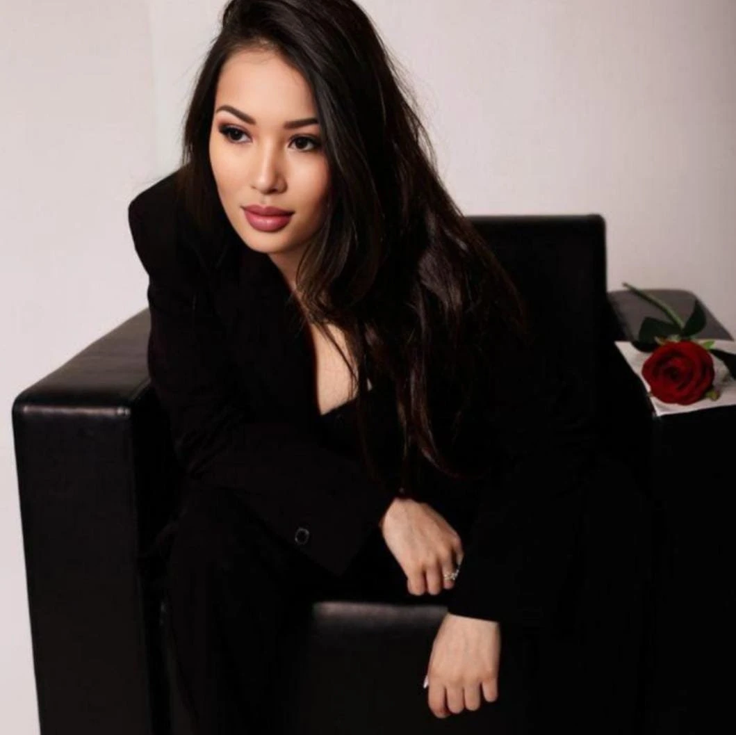 Zamira – Russian escort in Jaipur — 2 / 5