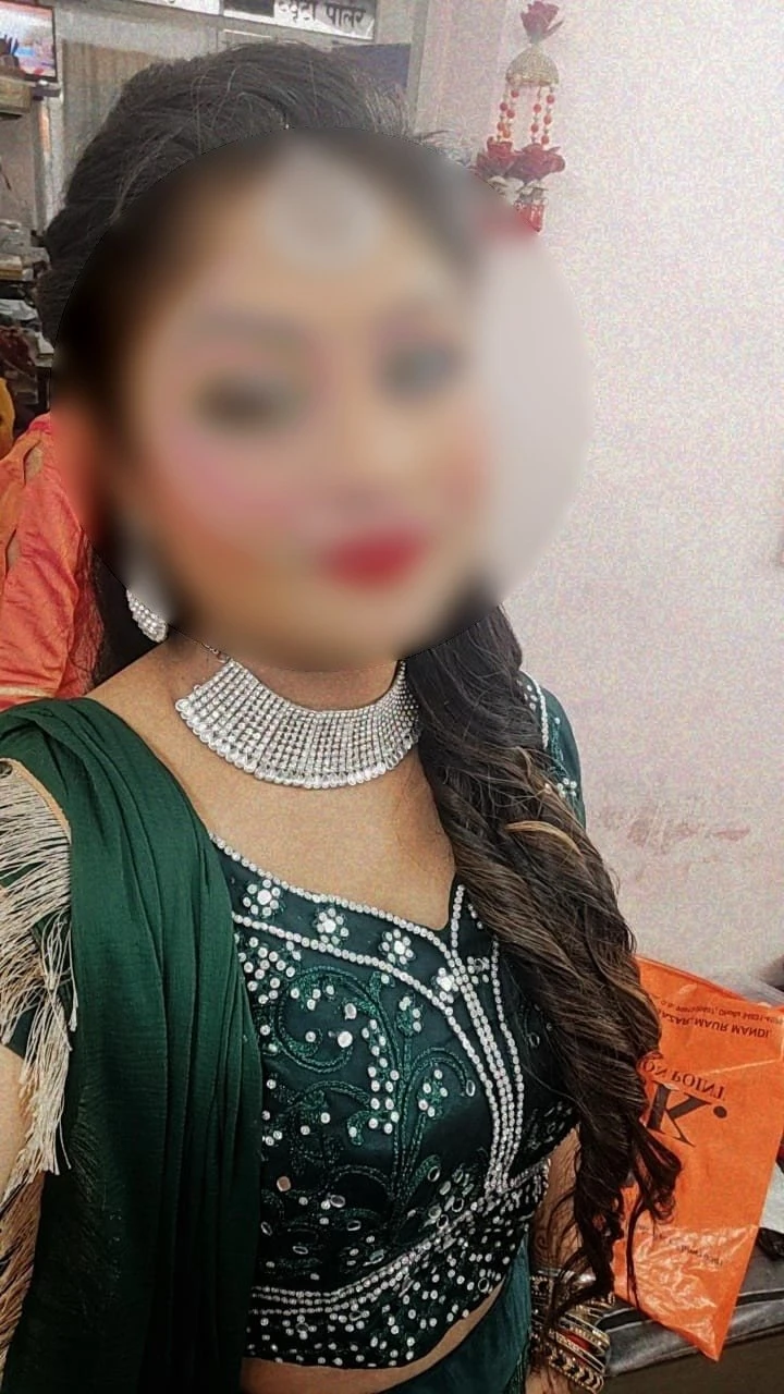 Dolly Escort in Aerocity – Indian escort in New Delhi — 3 / 6