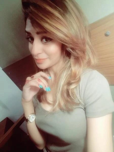 Muskan Malik – Pakistani escort in Lahore — 9 / 10