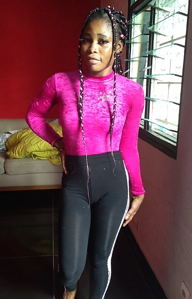 Frida Vida – Ghanaian masseuse in Abidjan — 2 / 3