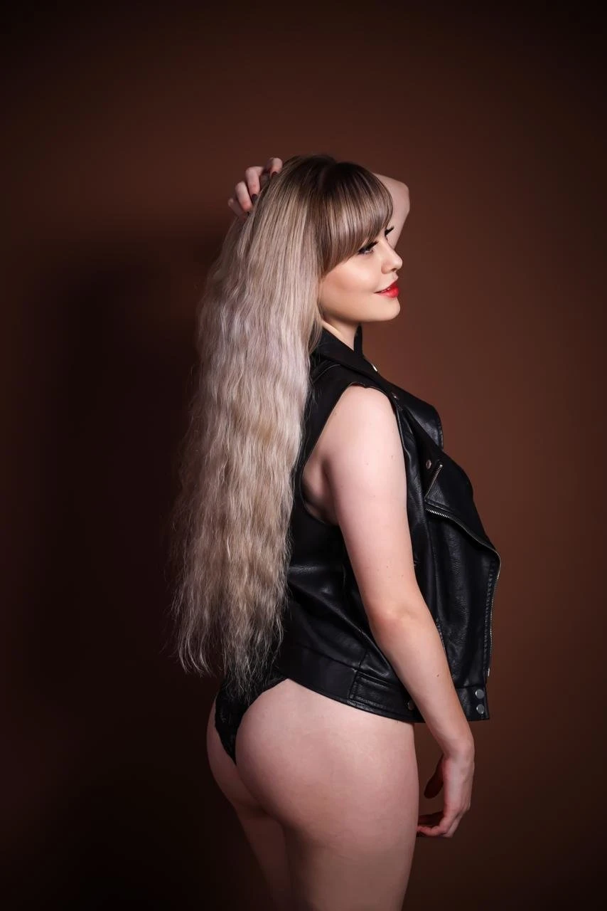 RUSSIAN INDIANS CALL GIRLS AGENCY – Indian escort in Noida — 7 / 21