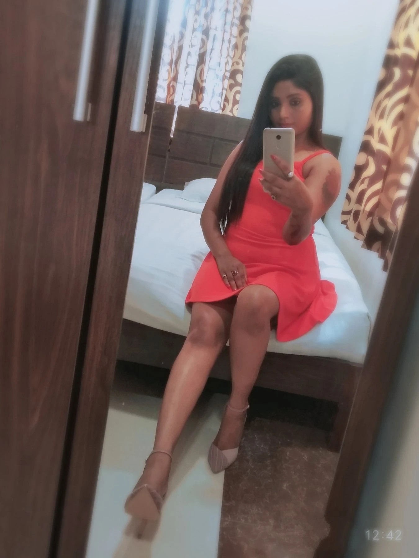 Adorable Admiring & Charming Raadhikaa – Indian escort in Chennai — 6 / 8