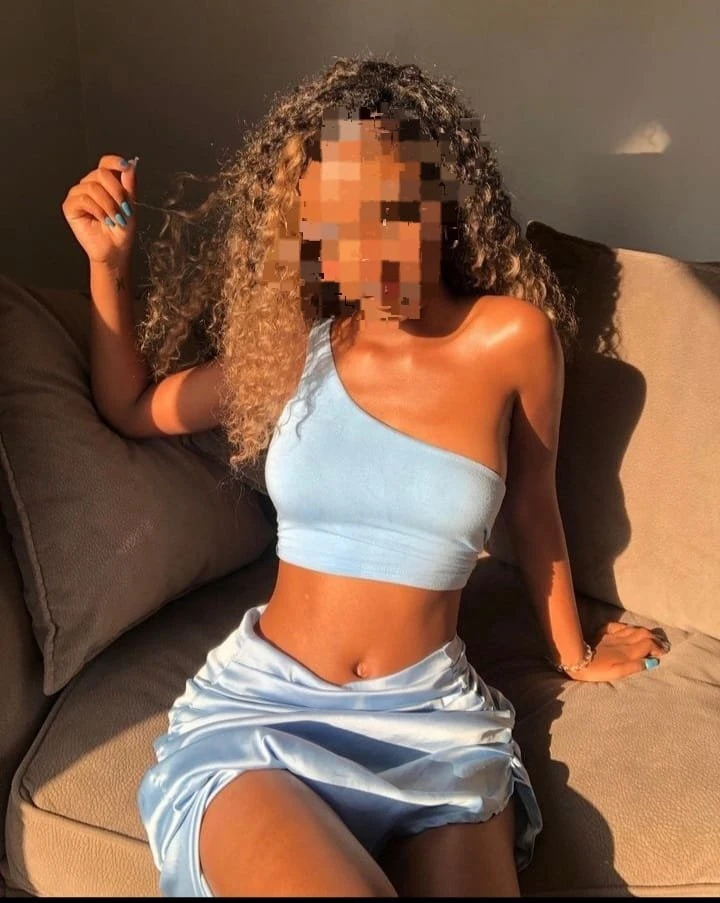 Bella cum show and real meet – Burundian escort in Hyderabad — 3 / 5