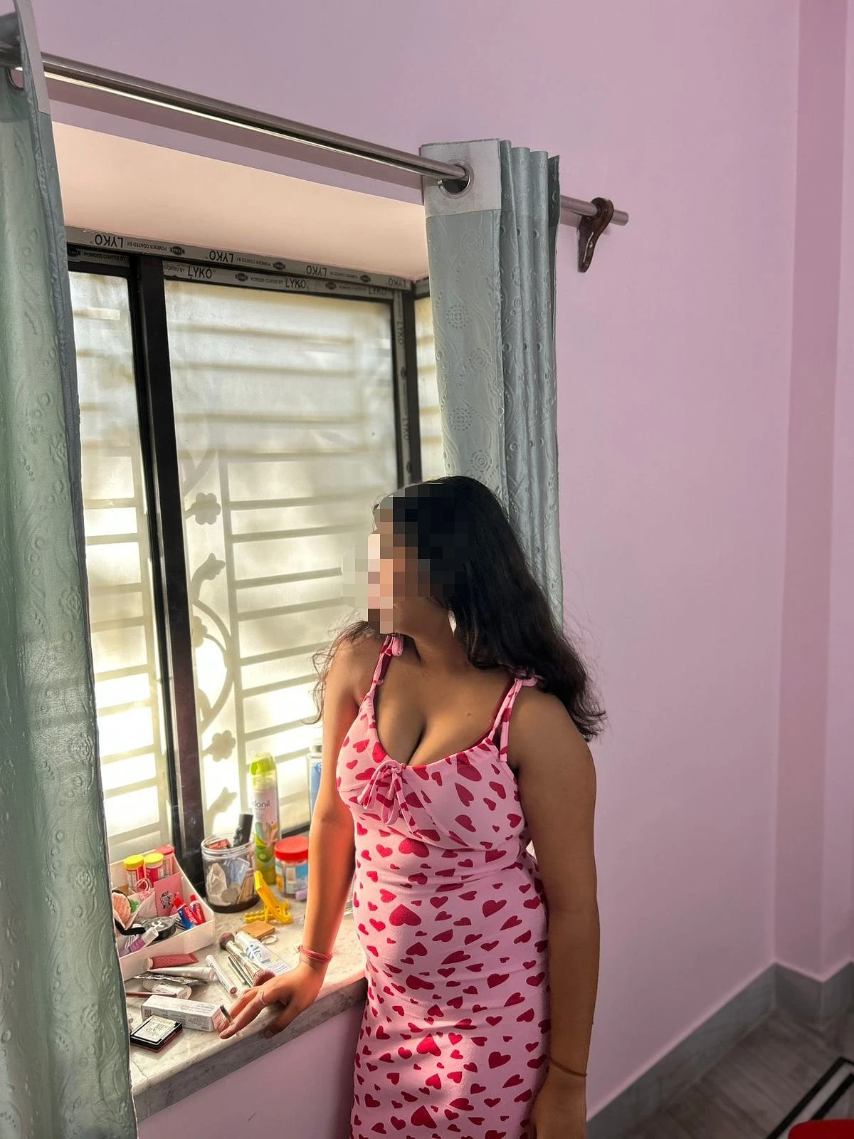Deepika – Indian escort in Kolkata — 4 / 6