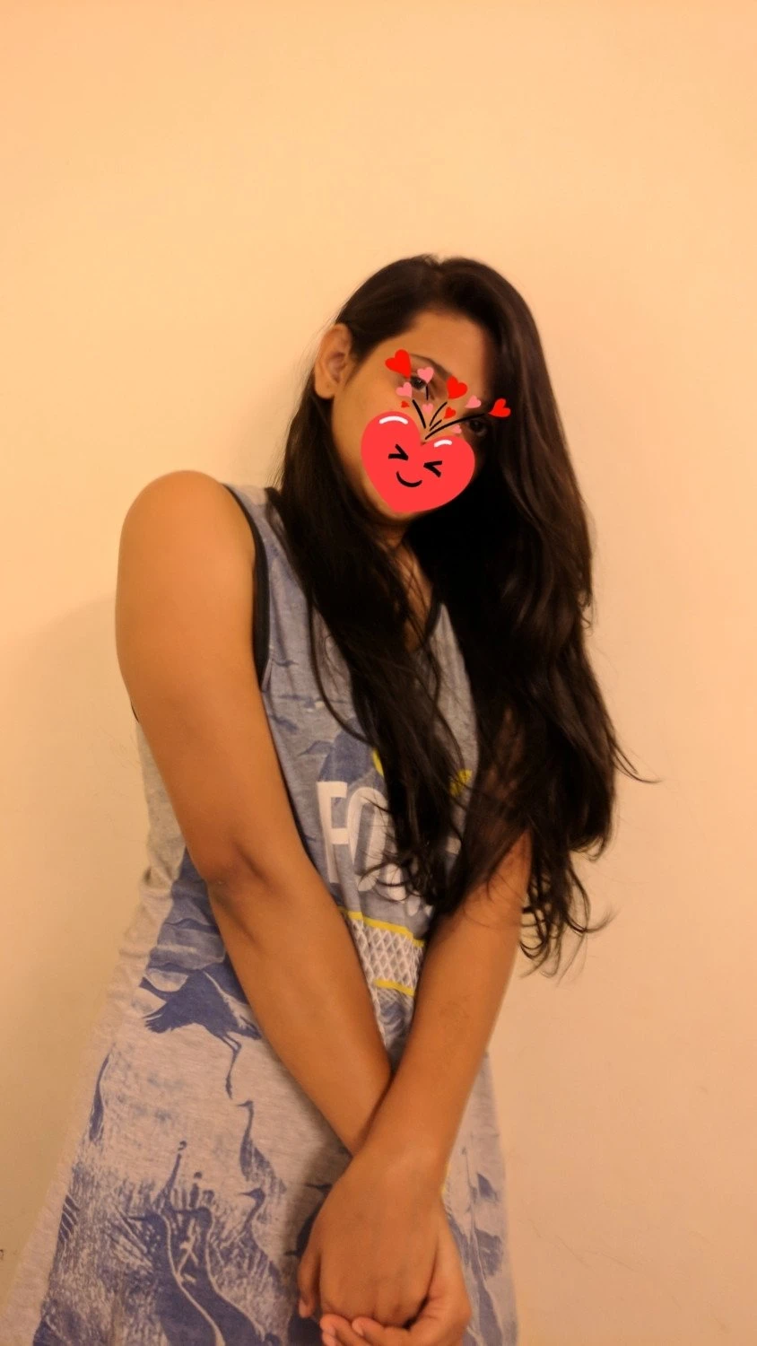 Bina Cam Girl – Indian escort in Colombo — 2 / 5