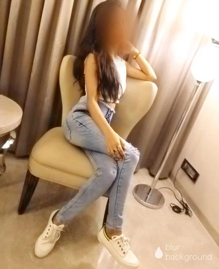 Navya Rai – Indian escort in Mumbai — 3 / 8