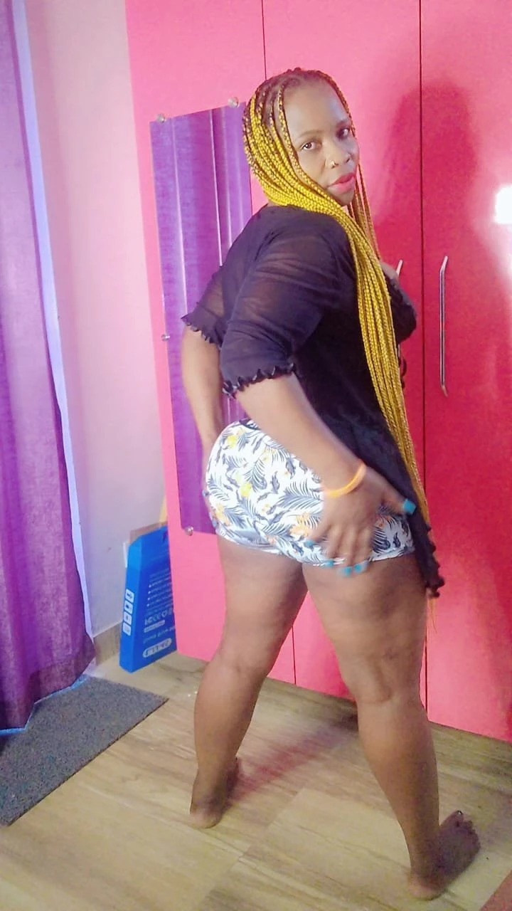 Skyler African ESCORT – South African escort in Noida — 5 / 8