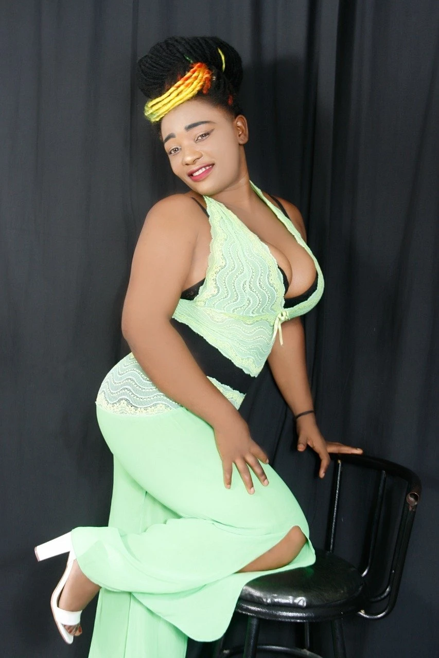 Kira – South African escort in Beirut, Escort, Beirut
