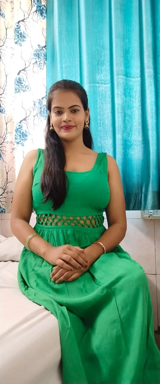 Romantic Attractive Lovely Juhi Chavla – Indian escort in Pune — 3 / 5