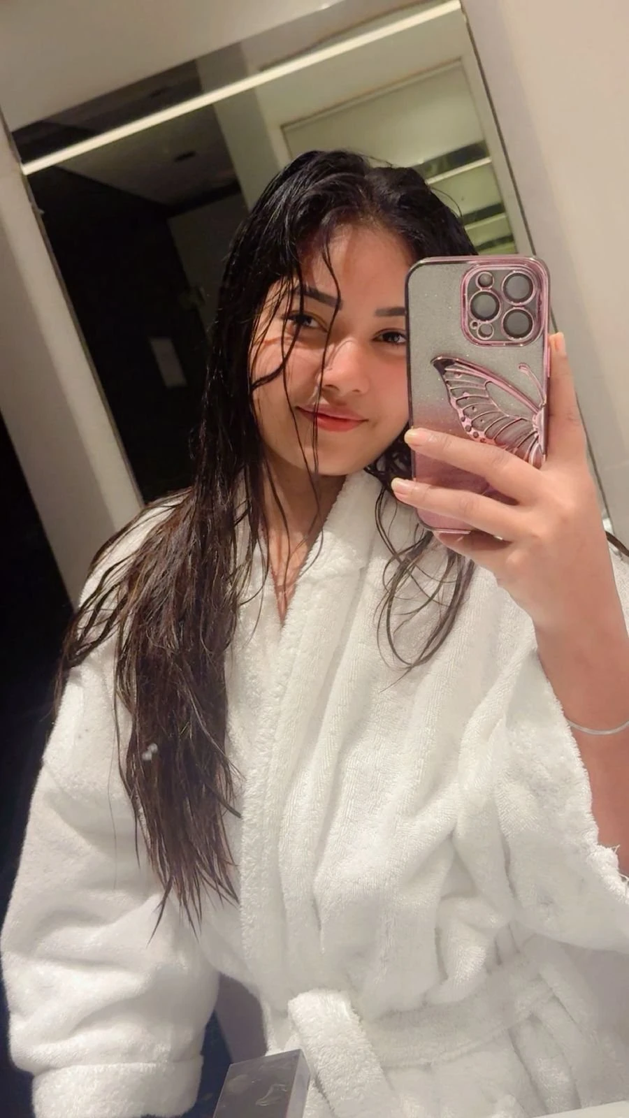 Piya independent (Cam & Real Meet) – Indian escort in Hyderabad — 5 / 7
