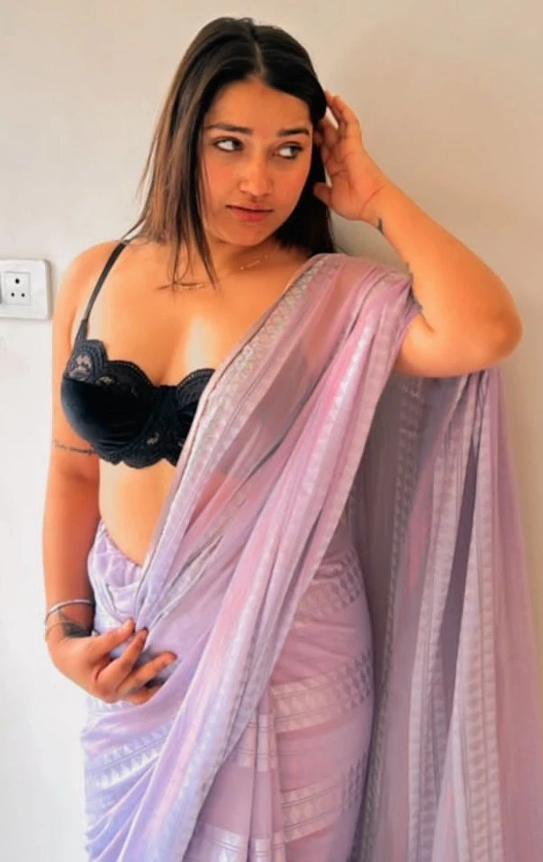 Payal Devi – Indian escort in Pune — 1 / 2