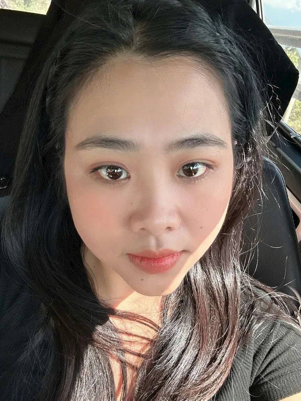 Yiuyiu – Vietnamese escort in Hanoi — 3 / 5