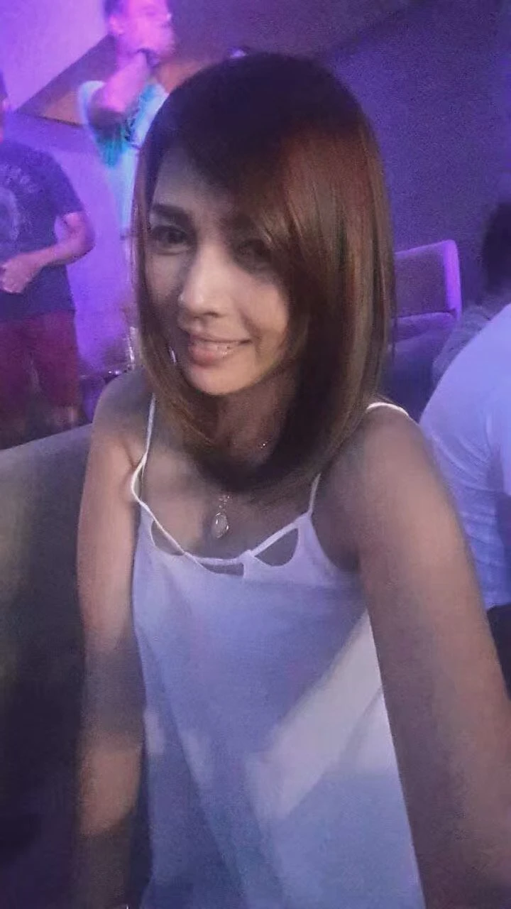 Vicky – Thai escort in Macao — 3 / 4