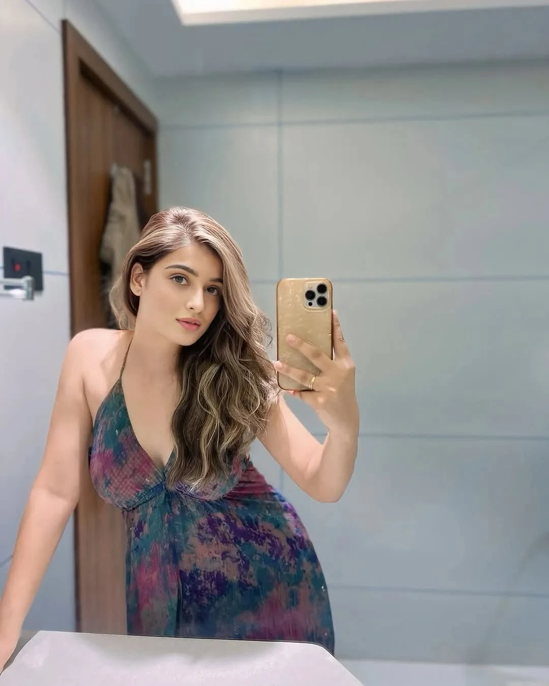 Needhi Vsyas – Indian escort in Jalandhar — 2 / 4