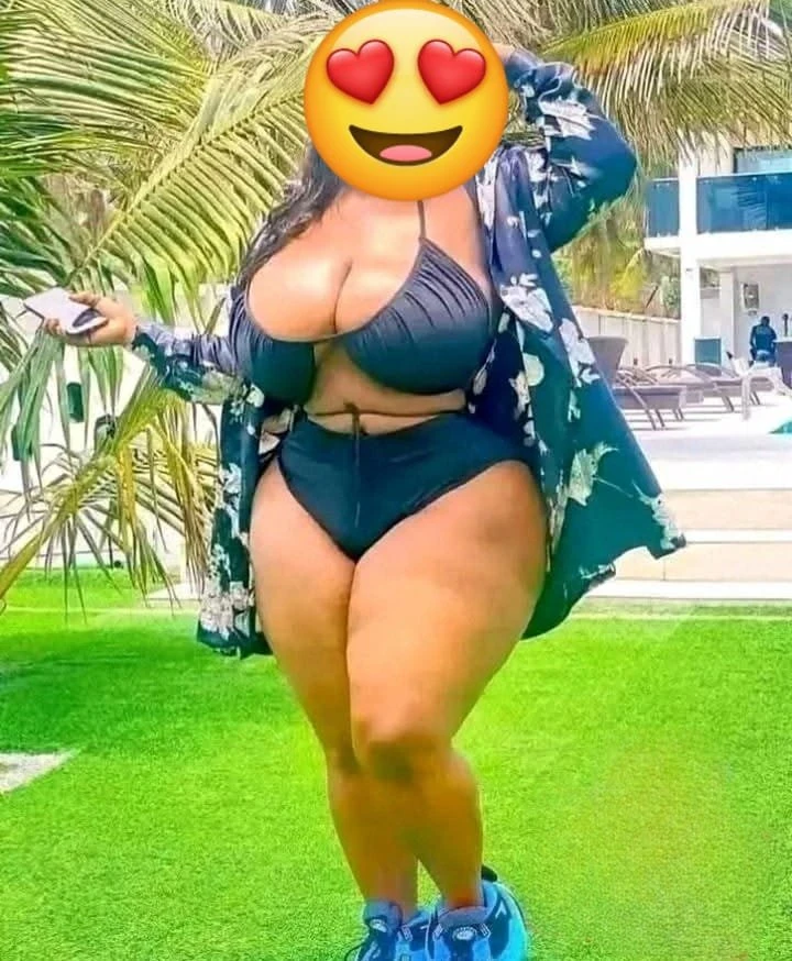 Emmy – Malian escort in Casablanca — 3 / 4