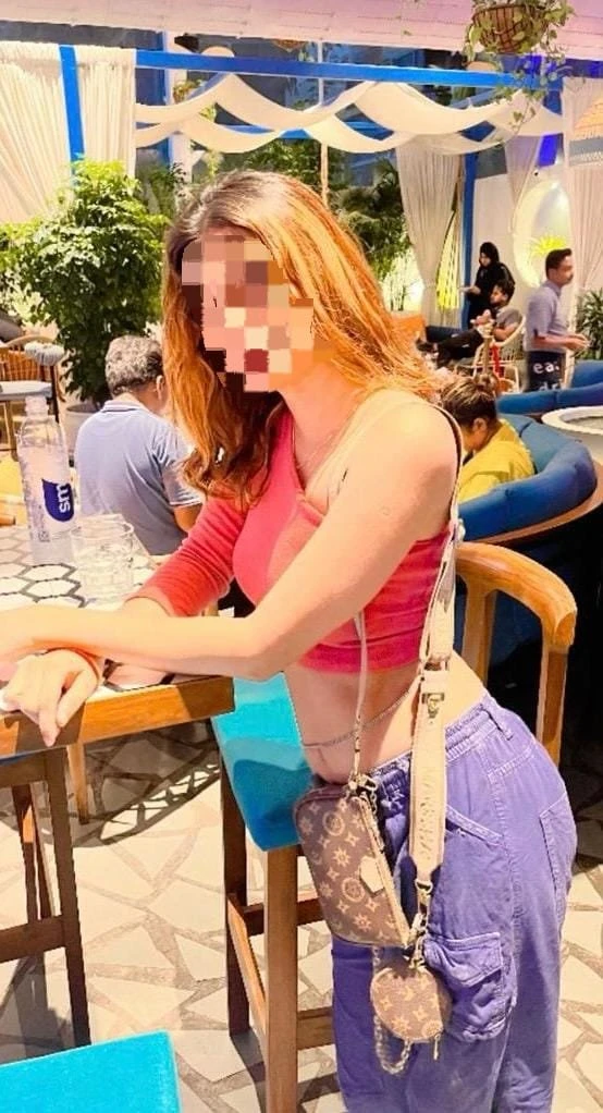 Premium Independent Models, No Advance – Indian escort in Pune — 6 / 7