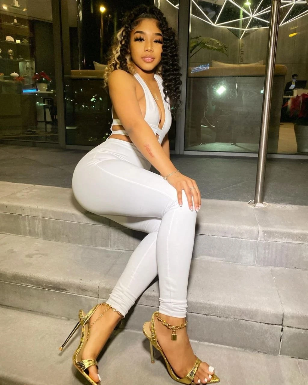 Zanele – Ghanaian escort in Beirut — 2 / 5