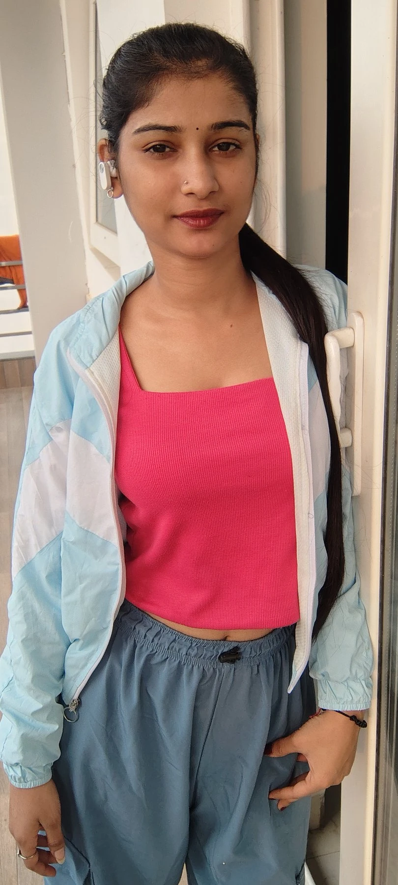 Shruti – Indian escort in New Delhi — 2 / 3