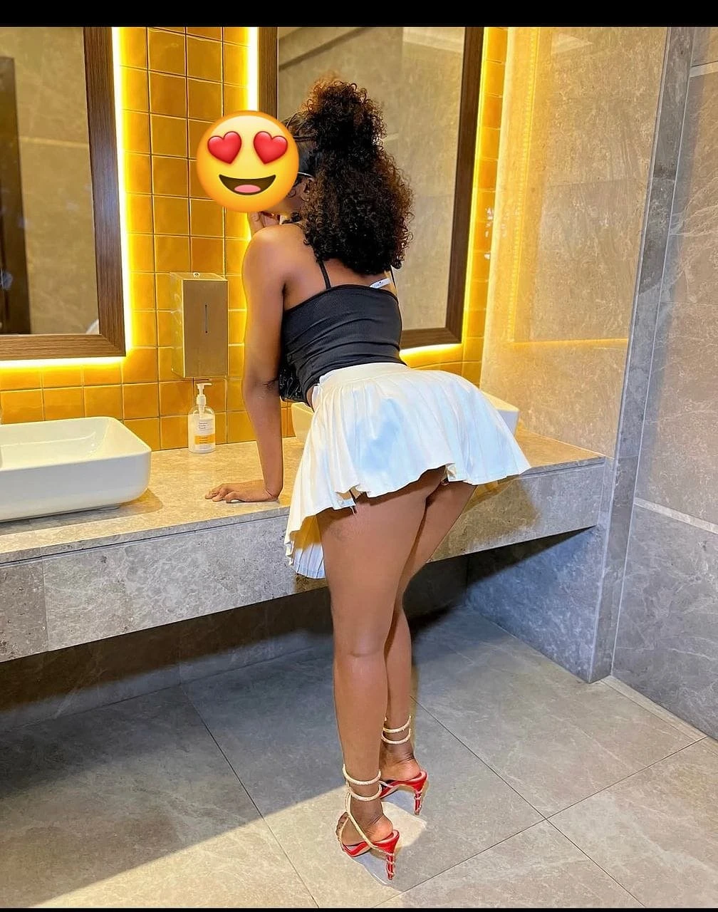 Annabelle – Kenyan escort in Lomé — 3 / 5