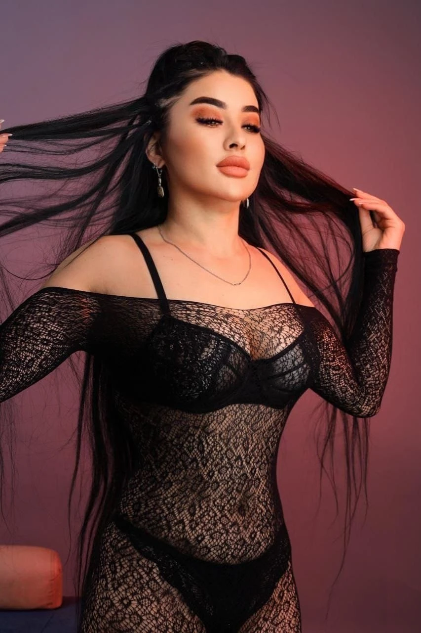Shimla Lakkar Bazzar Kasupti Best Servic – Indian escort in Shimla — 4 / 5