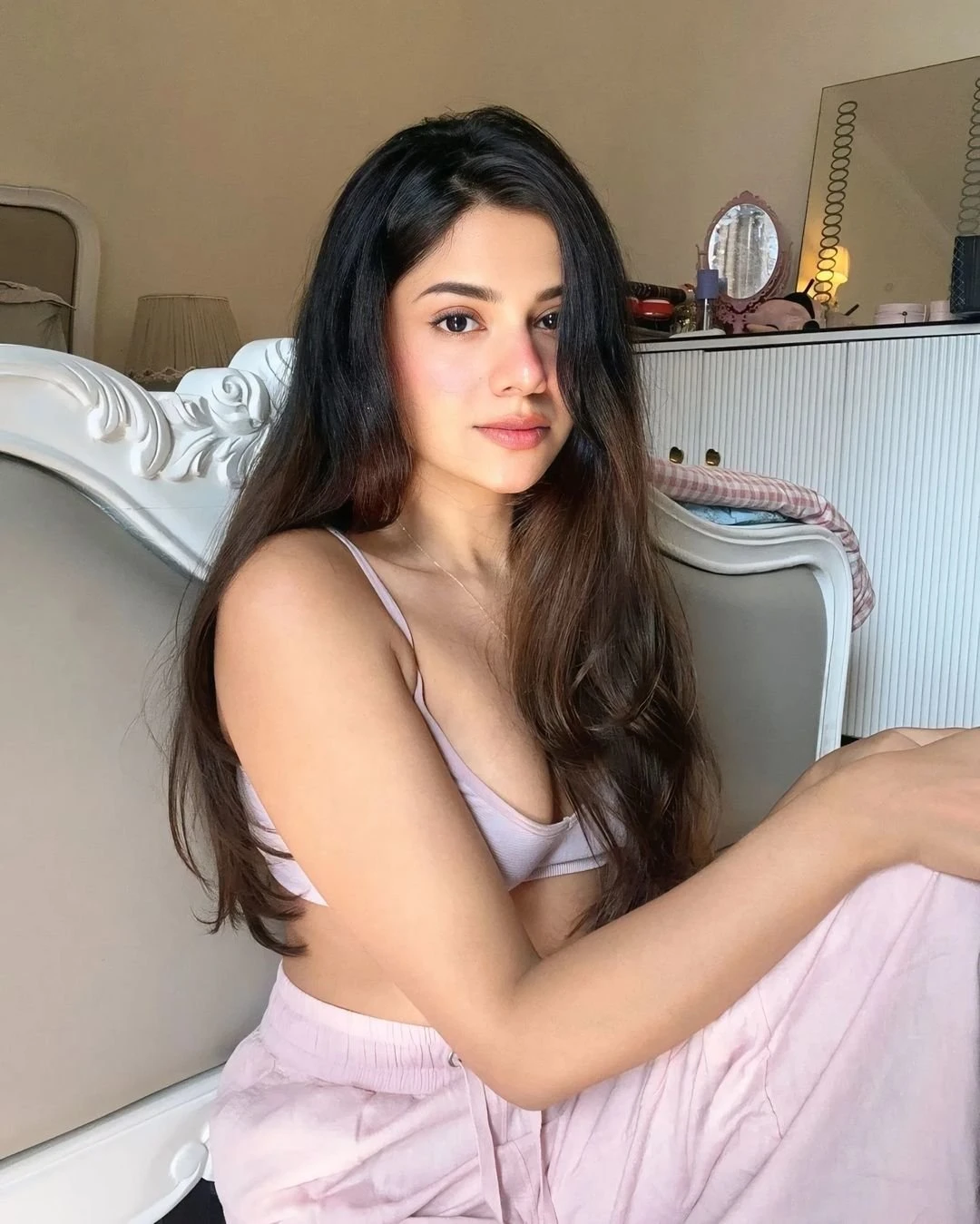 Shruti – Indian escort in Manali, Escort, Manali
