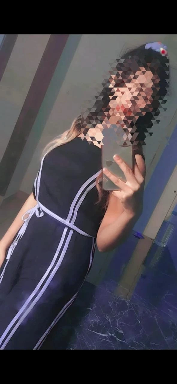 Ishita Webcam and Real meet 🤍 10 – Indian escort in New Delhi — 4 / 10