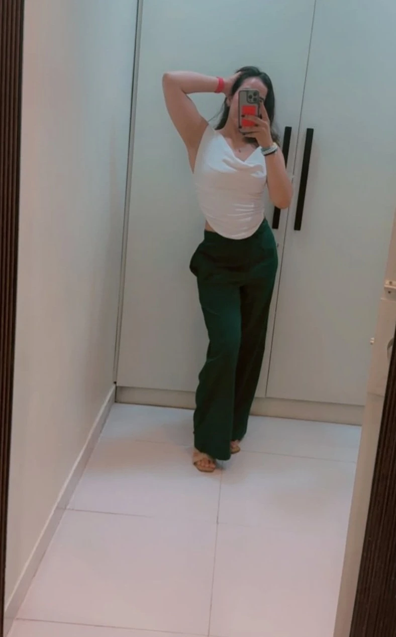 Riya – Indian escort in Jaipur — 2 / 4