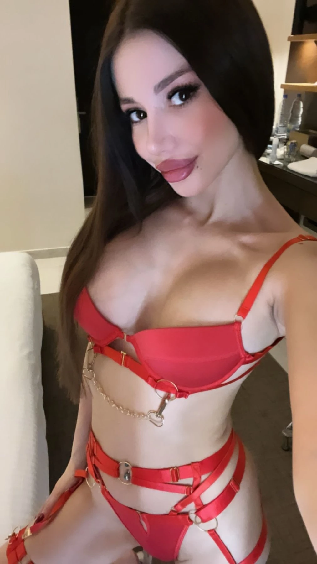 Sabrina – Russian escort in Beirut — 2 / 5