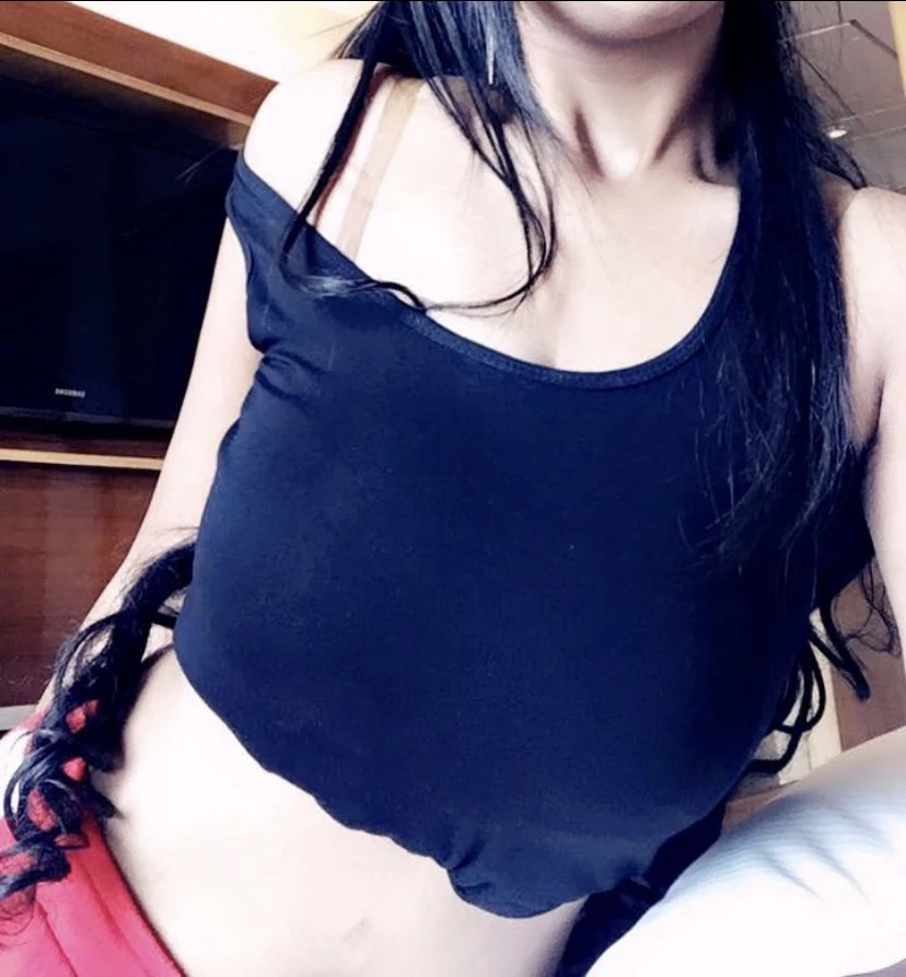 Anu – Indian adult performer in Mumbai — 1 / 2