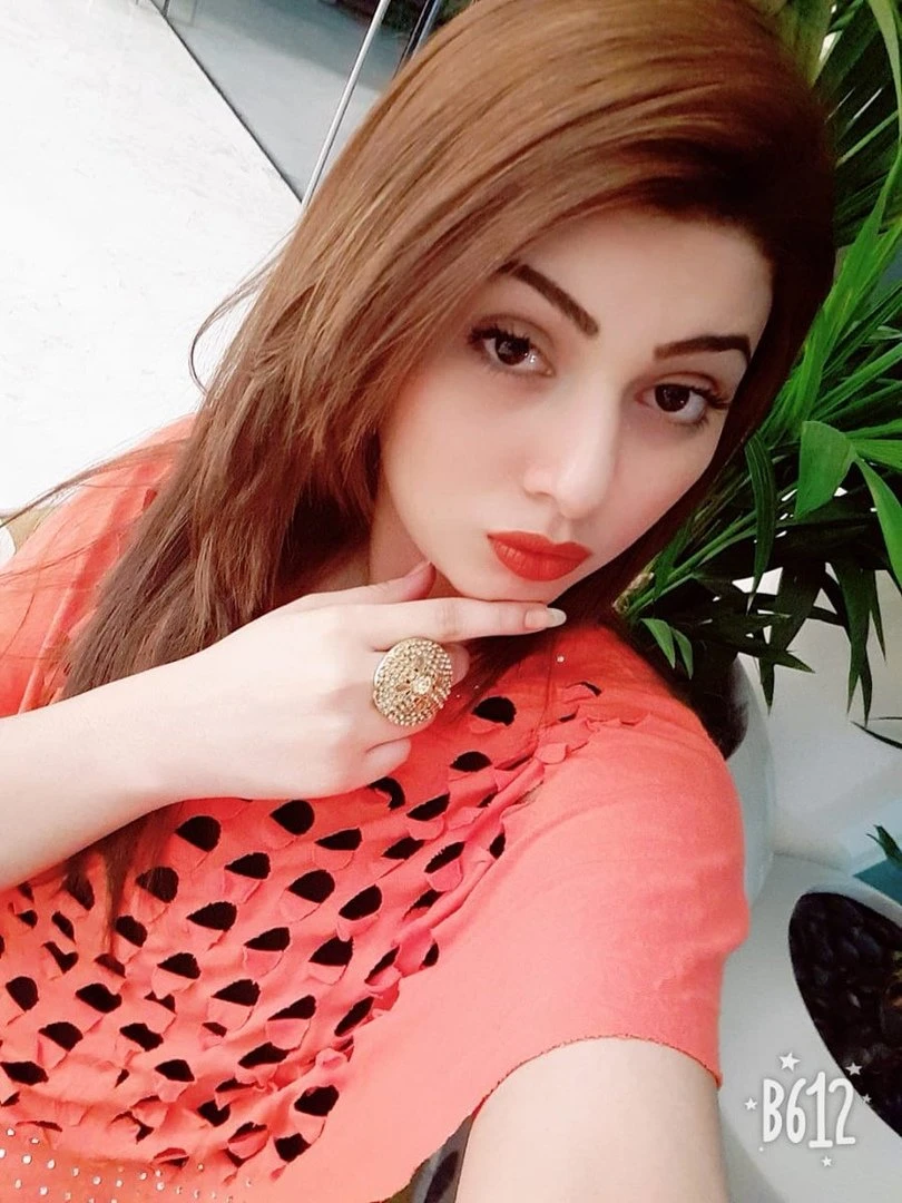 Iram Shah – Pakistani escort in Lahore — 2 / 11