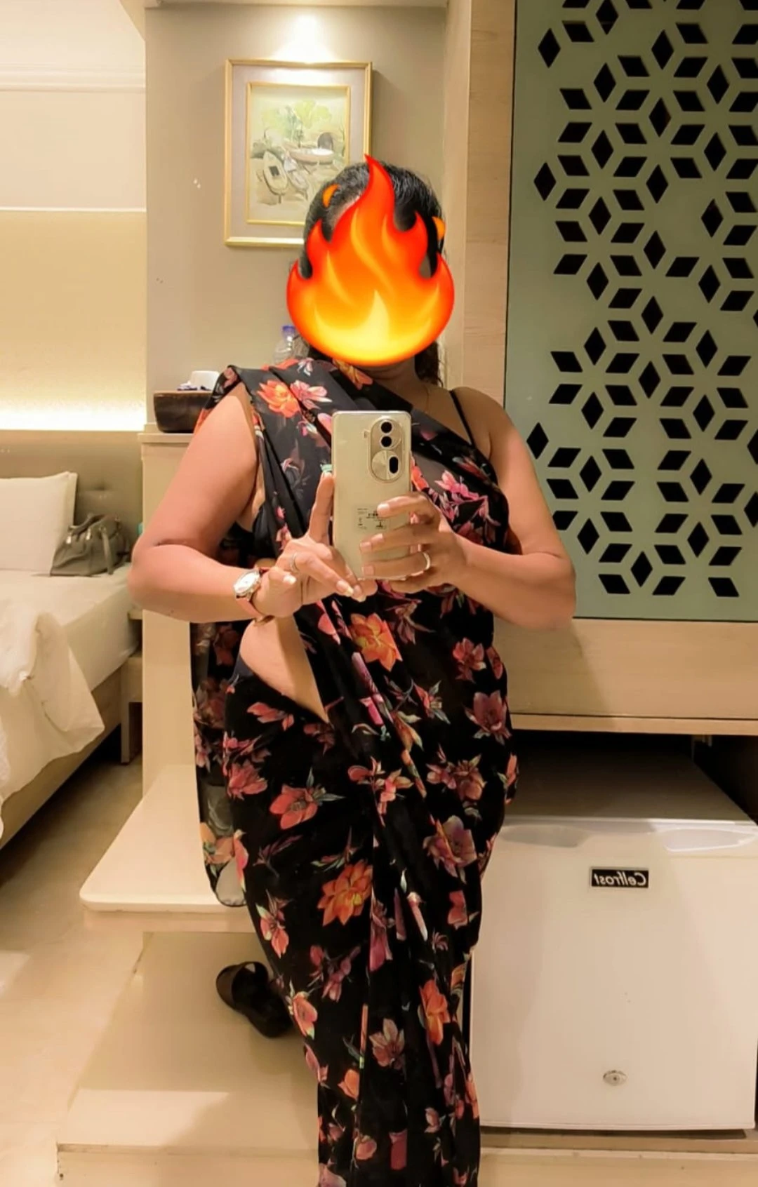 Soni for real meet and cam session – Indian escort in Mumbai — 5 / 9