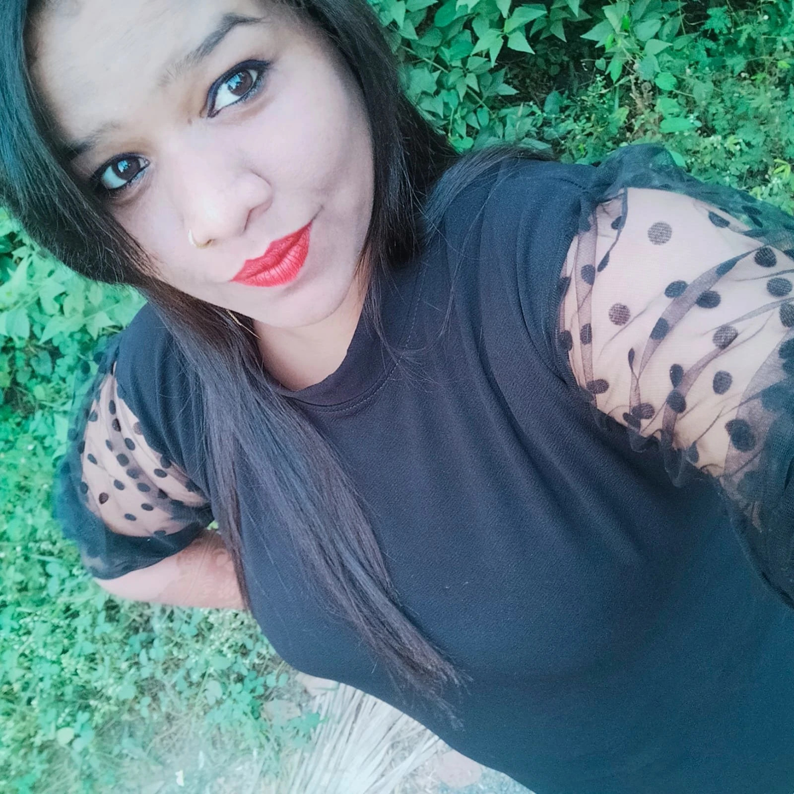 Sara Cam show and Real Meetup – Indian escort in Pune — 3 / 4