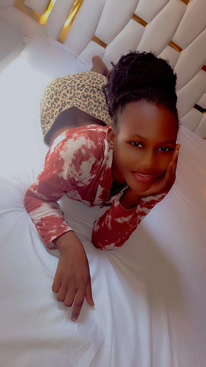 Rita Love – Ugandan escort in Kampala — 8 / 9