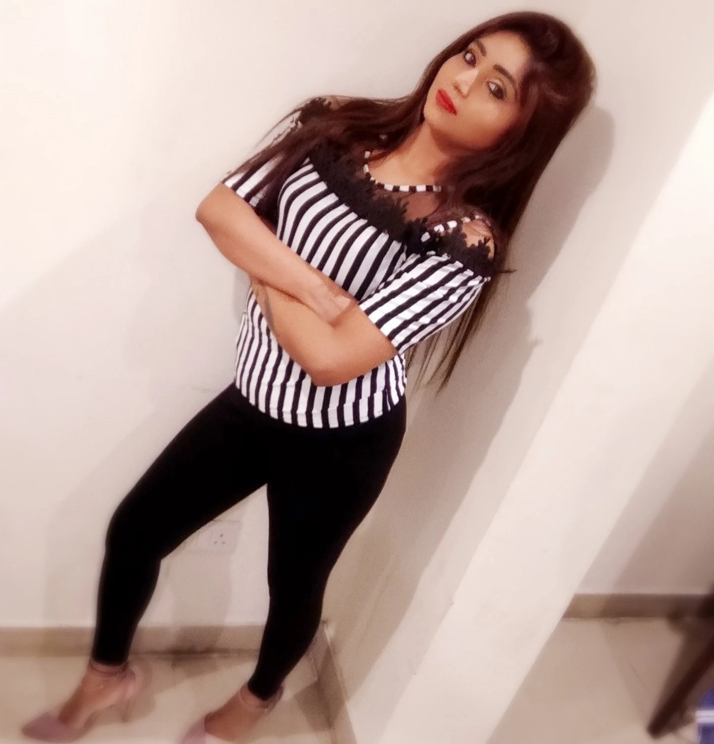 Adorable Admiring & Charming Raadhikaa – Indian escort in Chennai — 3 / 8