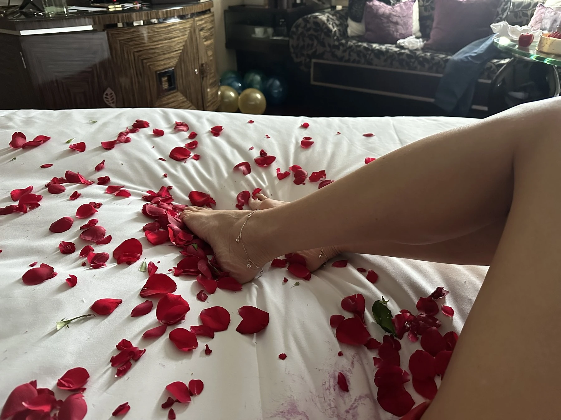 Aylin Noir – Russian escort in Jaipur — 14 / 15