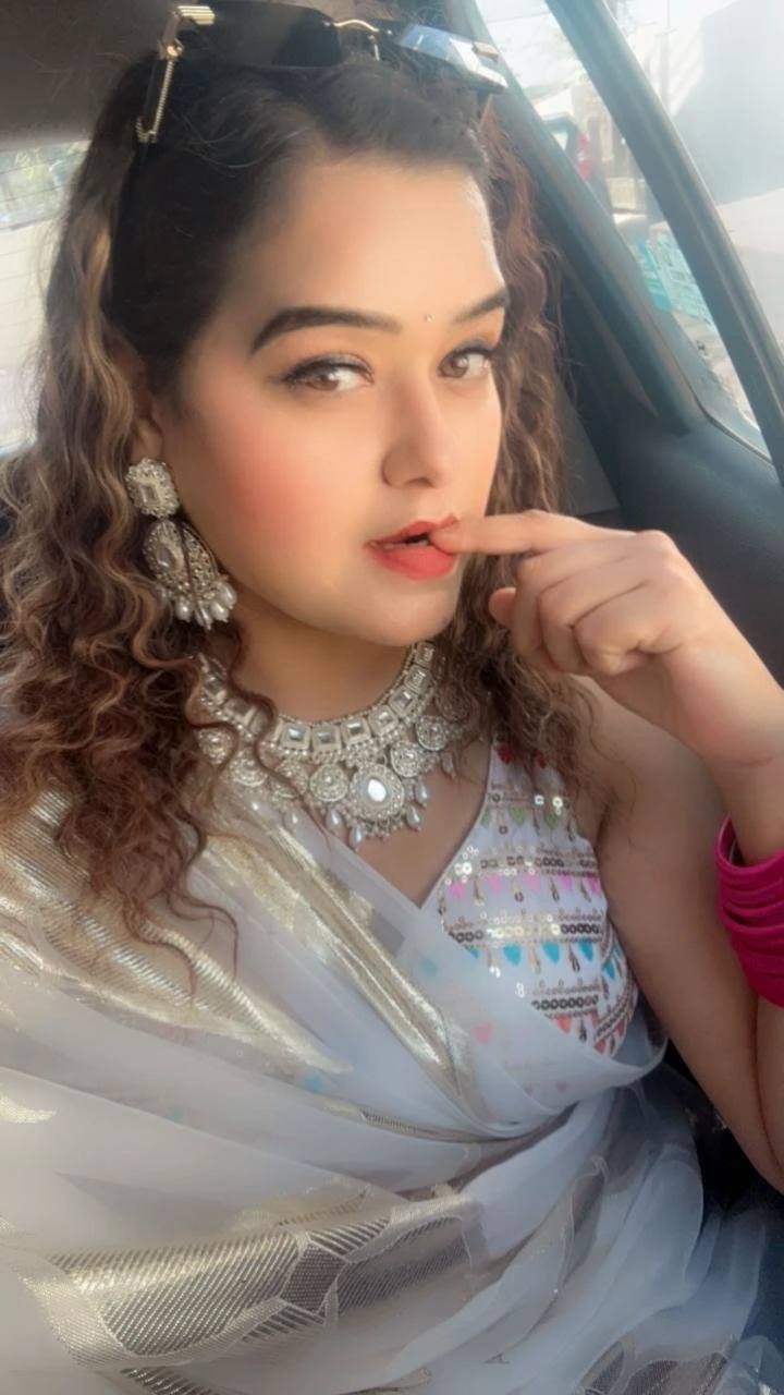 Genuine Real Russian & Vip Indian – Russian escort in Pune — 4 / 6