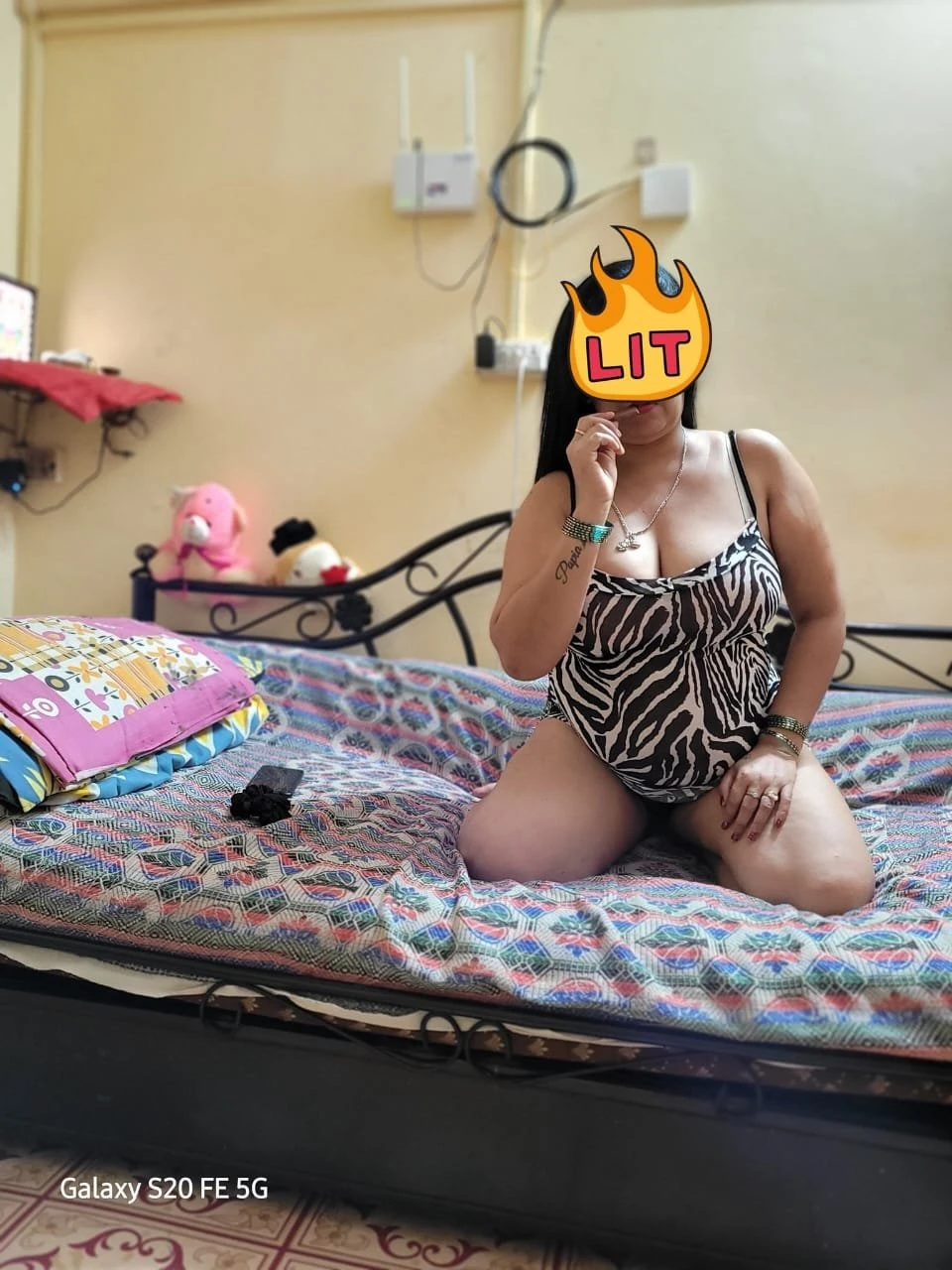 Debashis Papiya Paid Couple From Mumbai – Indian escort in Mumbai — 2 / 4