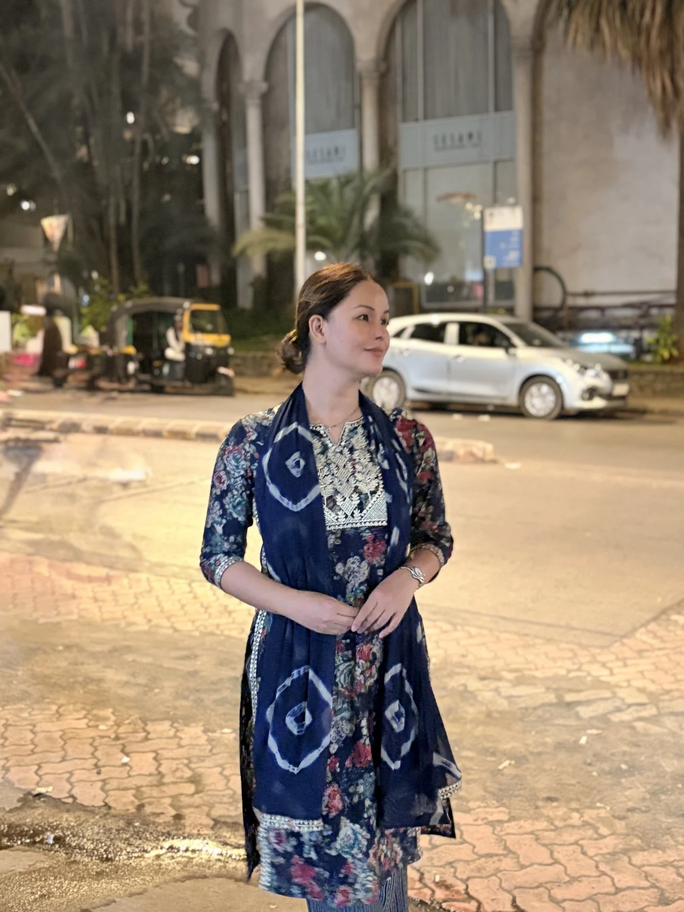 Heiress – Spanish escort in Mumbai — 23 / 24