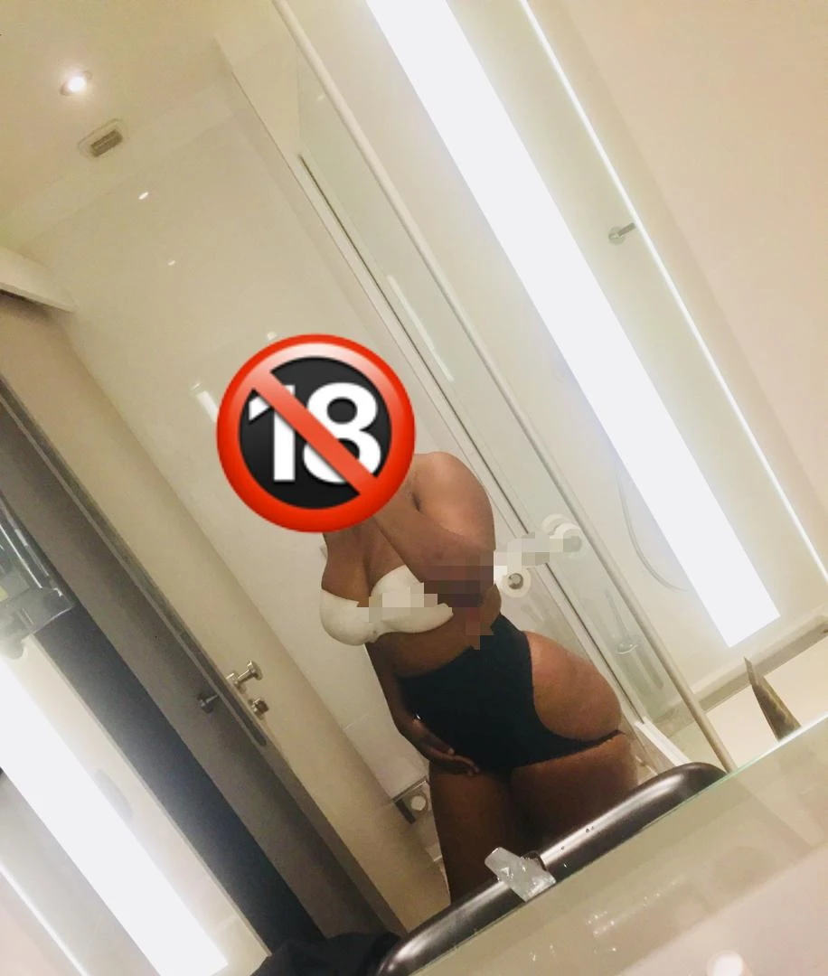 Isabelle – Ivorian escort in Abidjan — 2 / 4