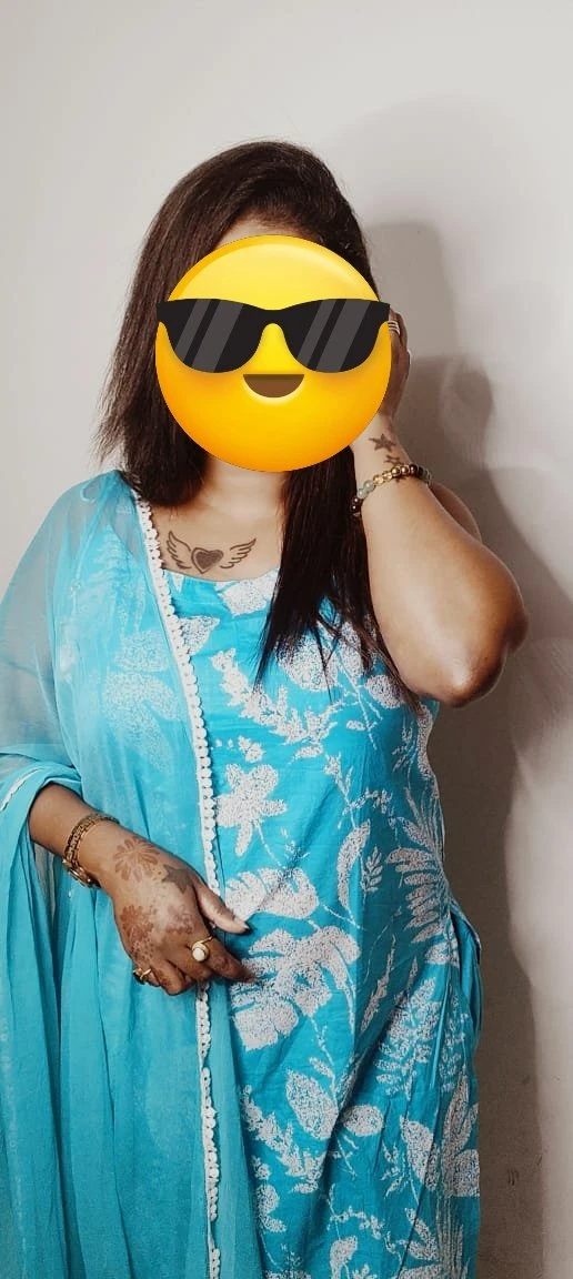 INDIAN MODELS ,RUSSIAN MODELS AVAILABLE – Indian escort in Hyderabad — 2 / 4