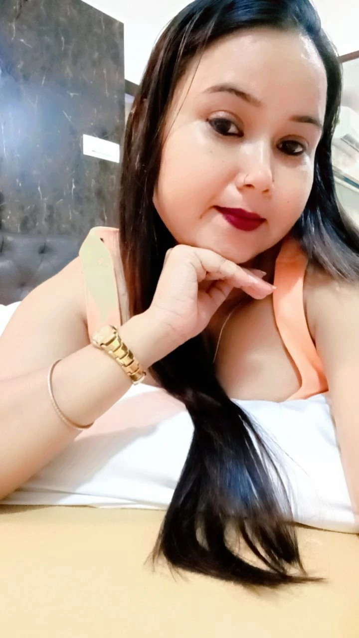 Preeti – Indian escort in Mumbai — 3 / 4