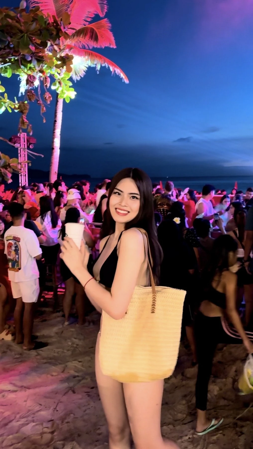 Asian Fantasy – Filipino escort in Ho Chi Minh City — 7 / 13