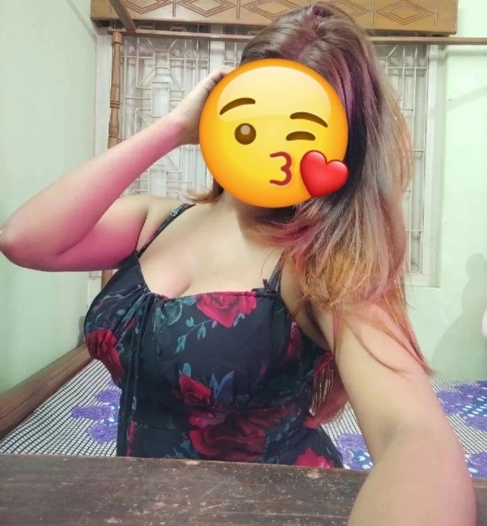 Tanu Sharma real meet ESCORT service – Indian escort in Pune — 2 / 6