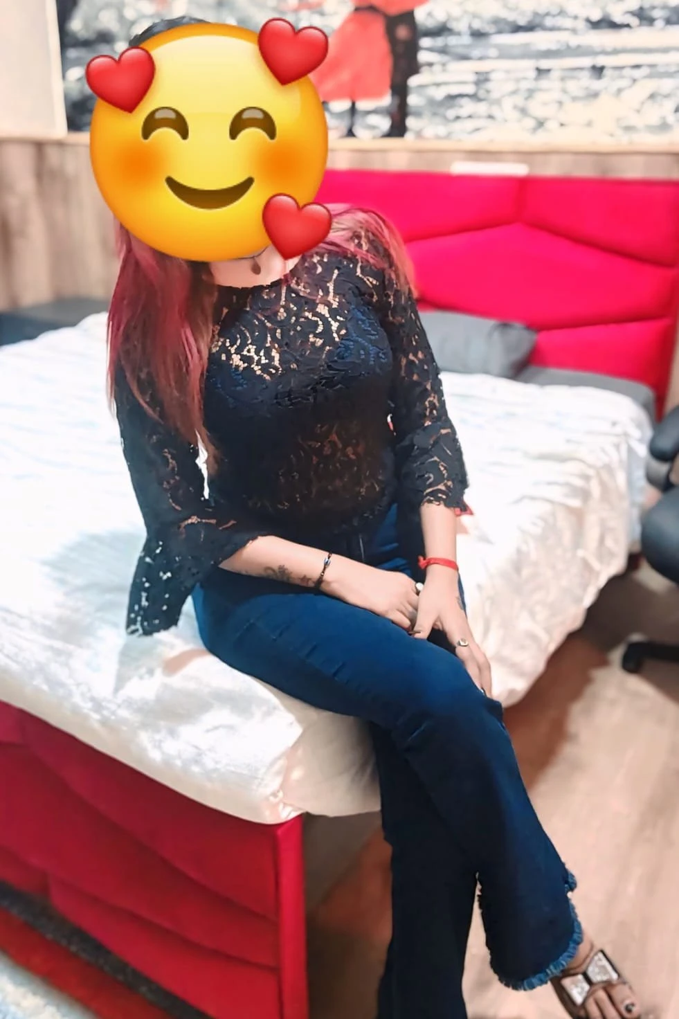 REAL MEET AND CAM SHOW 🤍 3 – Indian escort in Mumbai — 3 / 4